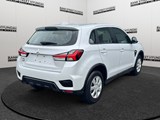 2024 Mitsubishi RVR ES image 5
