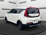 2022 Kia Soul EX image 3