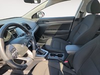 2020 Hyundai Elantra Preferred w/Sun & Safety Package IVT