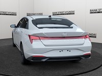 2021 Hyundai Elantra Preferred IVT