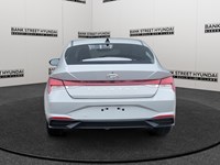 2021 Hyundai Elantra Preferred IVT
