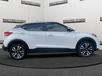 2020 Nissan Kicks SV FWD