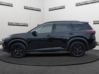 2023 Nissan Rogue AWD SV Midnight Edition