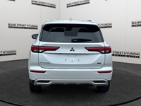 2022 Mitsubishi Outlander SEL S-AWC