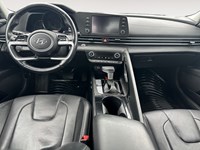 2022 Hyundai Elantra Ultimate IVT