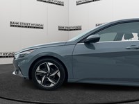 2022 Hyundai Elantra Ultimate IVT