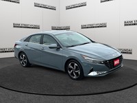 2022 Hyundai Elantra Ultimate IVT