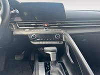 2023 Hyundai Elantra Preferred IVT w/Tech Pkg