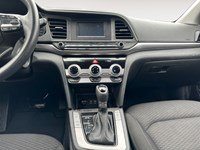 2020 Hyundai Elantra Essential IVT