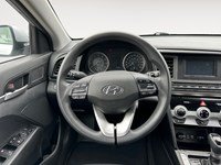 2020 Hyundai Elantra Essential IVT