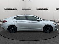 2020 Hyundai Elantra Essential IVT
