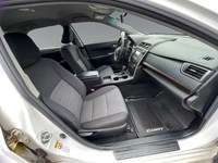 2017 Toyota Camry 4dr Sdn I4 Auto LE