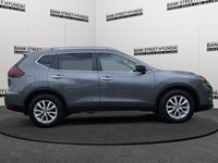 2019 Nissan Rogue FWD SV