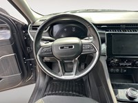 2022 Jeep Grand Cherokee L Laredo 4x4