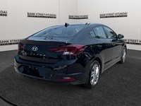 2020 Hyundai Elantra Preferred w/Sun & Safety Package IVT