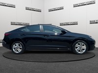 2020 Hyundai Elantra Preferred w/Sun & Safety Package IVT