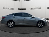 2023 Nissan Sentra SV CVT