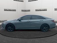 2022 Hyundai Elantra HEV Preferred DCT