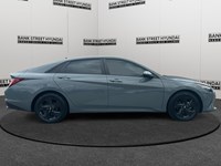 2022 Hyundai Elantra HEV Preferred DCT