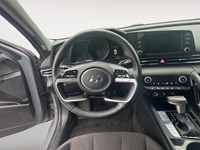 2022 Hyundai Elantra HEV Preferred DCT