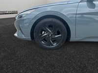2022 Hyundai Elantra HEV Preferred DCT