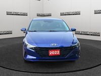 2022 Hyundai Elantra Preferred IVT w/Sun & Tech Package