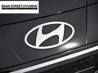 2025 Hyundai Elantra HEV Luxury DCT