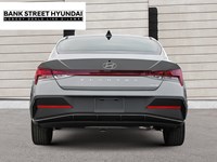 2025 Hyundai Elantra HEV Luxury DCT