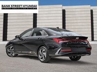 2025 Hyundai Elantra HEV Luxury DCT