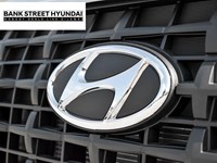 2025 Hyundai Venue Essential IVT
