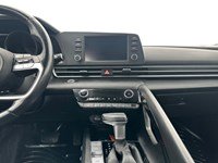 2022 Hyundai Elantra Ultimate IVT