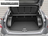 2025 Hyundai Kona Electric Preferred FWD w/Ultimate Package Green Interior
