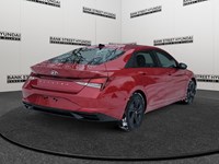 2022 Hyundai Elantra Preferred IVT w/Sun & Tech Package