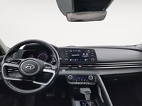 2022 Hyundai Elantra Preferred IVT w/Sun & Tech Package