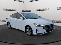 2020 Hyundai Elantra Preferred w/Sun & Safety Package IVT