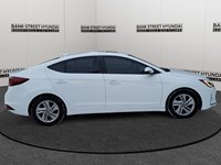 2020 Hyundai Elantra Preferred w/Sun & Safety Package IVT