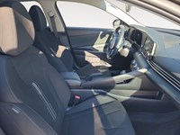 2022 Hyundai Elantra Preferred IVT