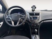 2017 Hyundai Accent 5dr HB Auto SE