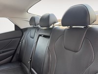 2023 Hyundai Elantra Luxury IVT