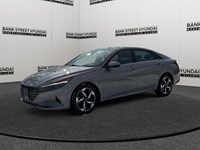 2023 Hyundai Elantra Luxury IVT