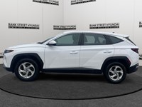 2022 Hyundai Tucson Essential AWD