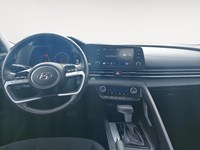 2022 Hyundai Elantra Preferred IVT w/Sun & Tech Package