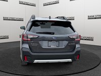 2022 Subaru Outback Limited CVT