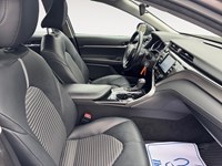 2019 Toyota Camry SE Auto