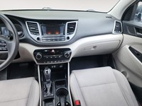 2017 Hyundai Tucson FWD 4dr 2.0L