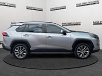 2023 Toyota RAV4 XLE AWD
