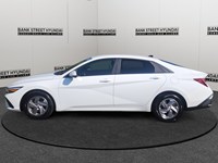 2024 Hyundai Elantra Essential IVT