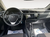 2017 Toyota Corolla SE (CVT)