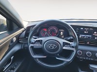 2022 Hyundai Elantra Preferred IVT