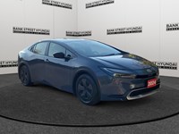 2024 Toyota Prius Prime SE Auto